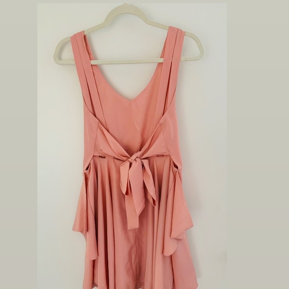 Spring time Peach dress - Picture 2 of 2